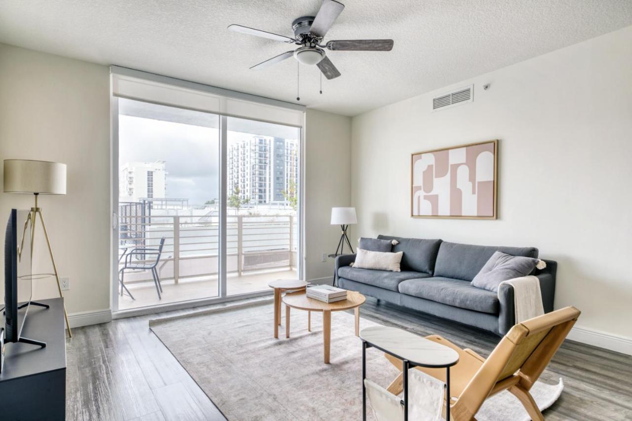 Brickell 2br W Gym Pool Wd Nr Center Mia-40 Apartment *