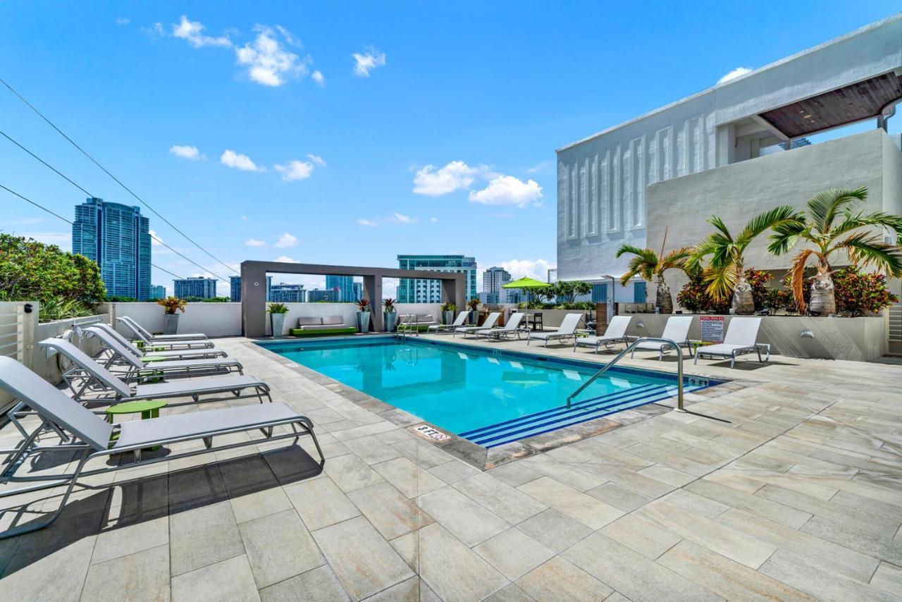 Brickell 2br W Gym Pool Wd Nr Center Mia-40
